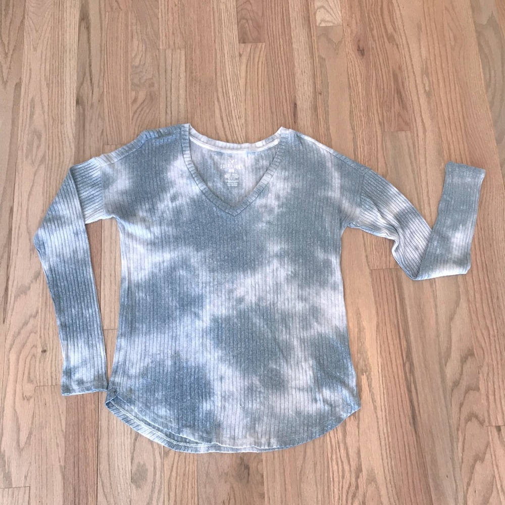 Lightweight ribbed top